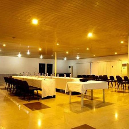 Aries Suites Lagos Eksteriør billede