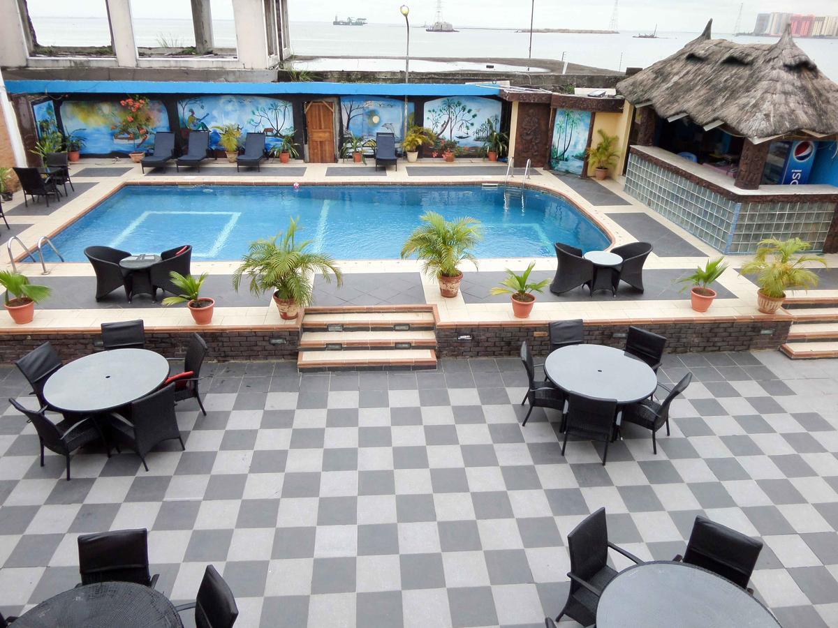 Aries Suites Lagos Eksteriør billede