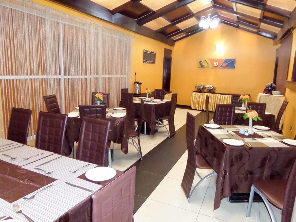 Aries Suites Lagos Eksteriør billede