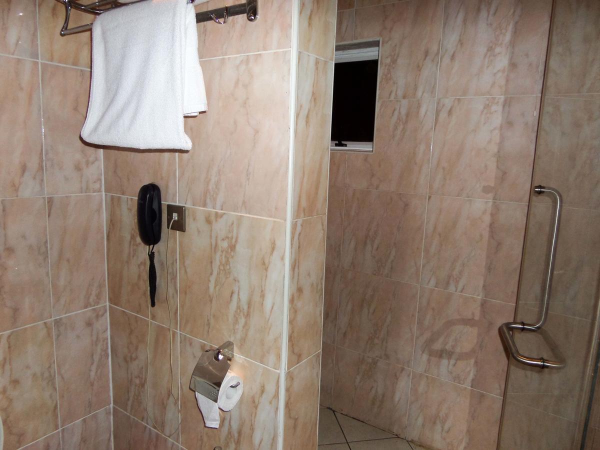 Aries Suites Lagos Værelse billede